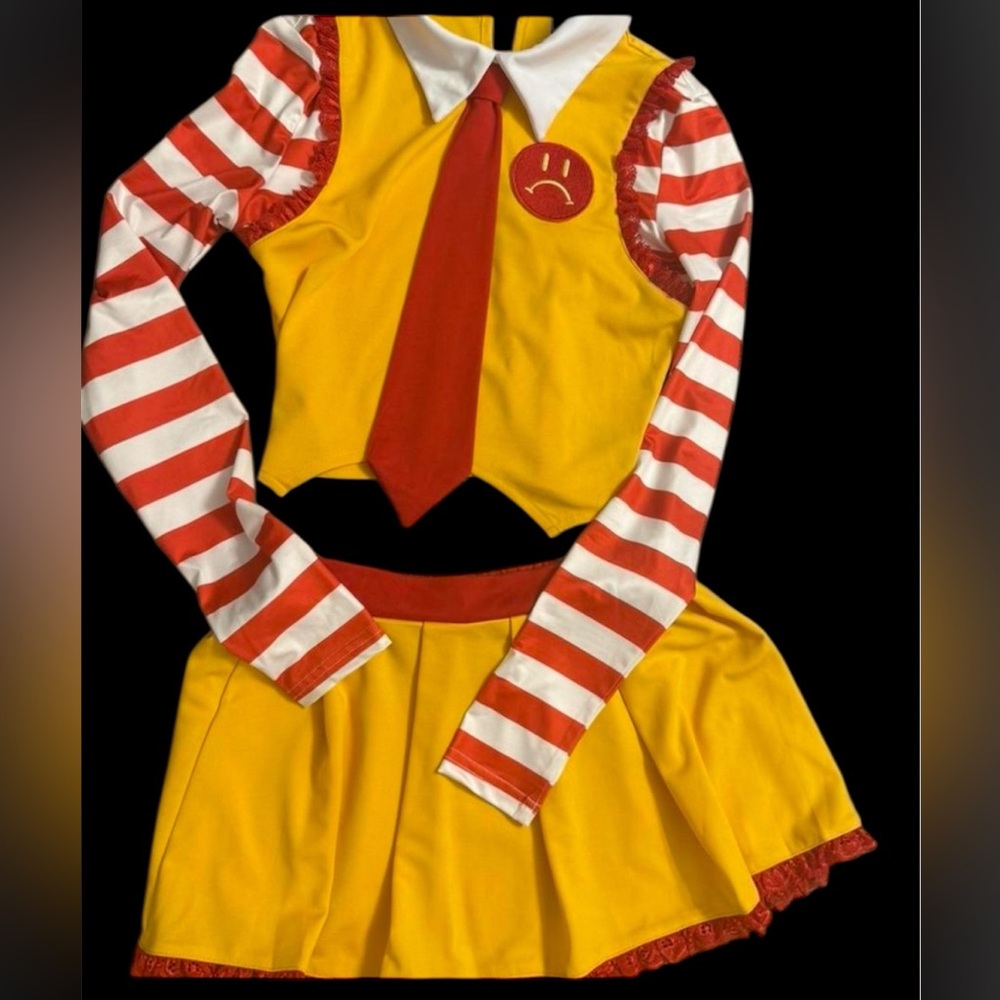 Dolls Kill Ronald McDonald Clown premium costume set with Wig and socks NWT XS